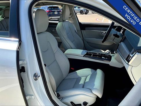 Certified 2024 Volvo S90 T8 Ultimate w/ Lounge Package image 10