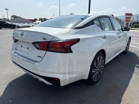 Used 2023 Nissan Altima 2.5 SL AWD/4WD image 3