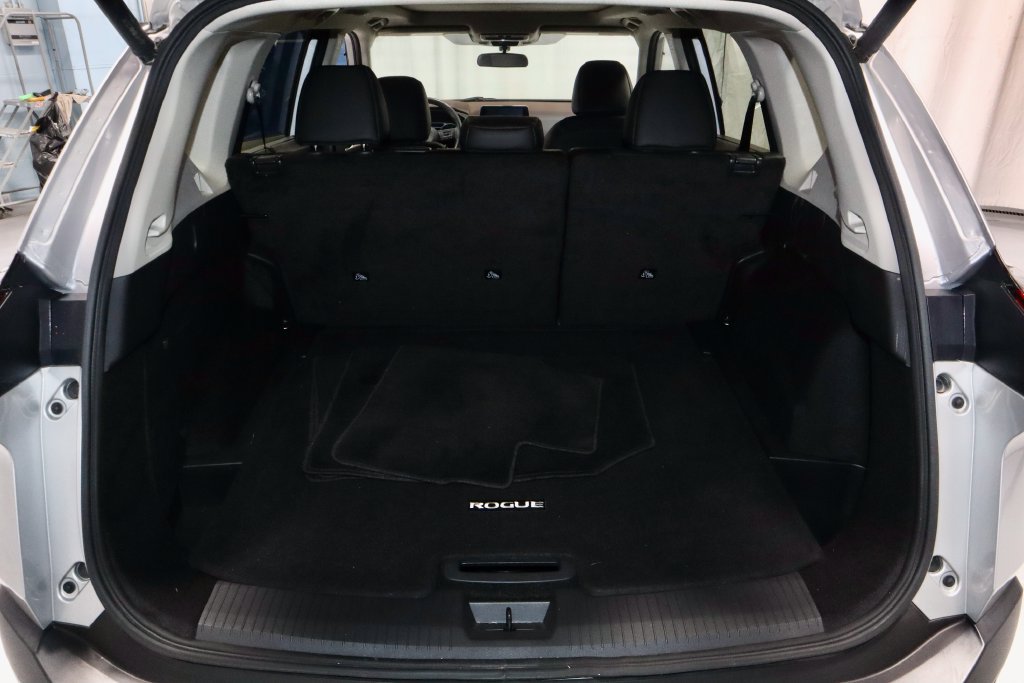 Certified 2023 Nissan Rogue SV w/ SV Premium B Package AWD/4WD image 13