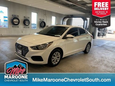 Used 2022 Hyundai Accent SE FWD image 1
