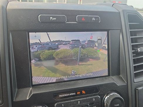 Used 2020 Ford F150 XL w/ Equipment Group 101A Mid AWD/4WD image 14