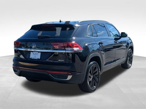 Certified 2022 Volkswagen Atlas Cross Sport SE AWD/4WD image 3