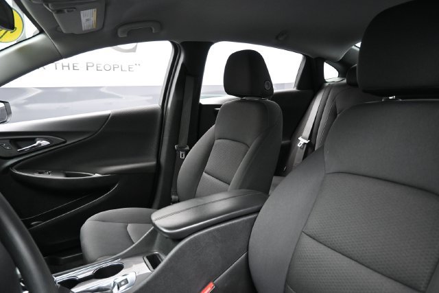 Used 2025 Chevrolet Malibu LT FWD image 17