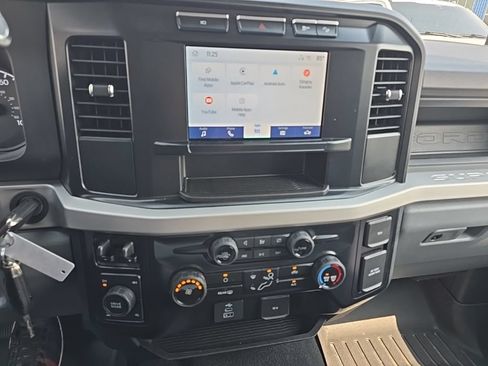 Used 2024 Ford F250 XL w/ STX Appearance Package AWD/4WD image 20