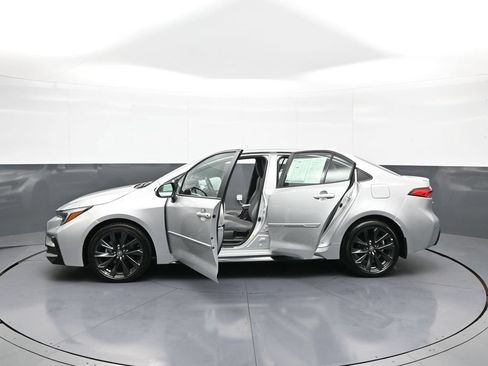 Used 2024 Toyota Corolla SE FWD image 41