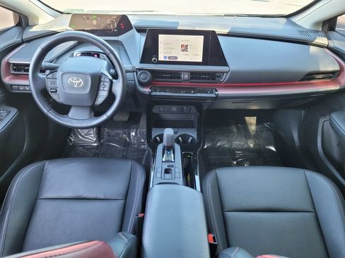 Used 2023 Toyota Prius Prime FWD image 16
