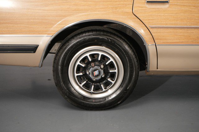 Used 1994 Buick Century Special FWD image 43