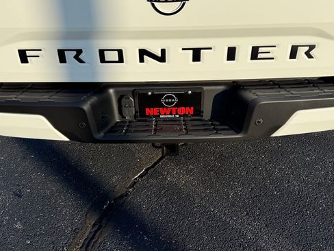 New 2026 Nissan Frontier SV image 10