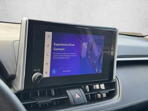 Used 2024 Toyota RAV4 XLE image 13