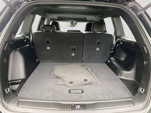 Certified 2023 Jeep Grand Cherokee Altitude image 5