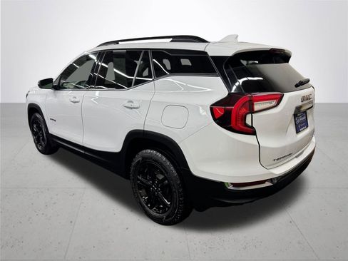 Used 2023 GMC Terrain AT4 image 4