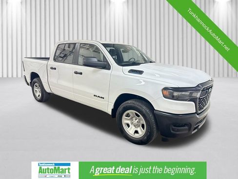 Used 2025 RAM 1500 Tradesman AWD/4WD image 1