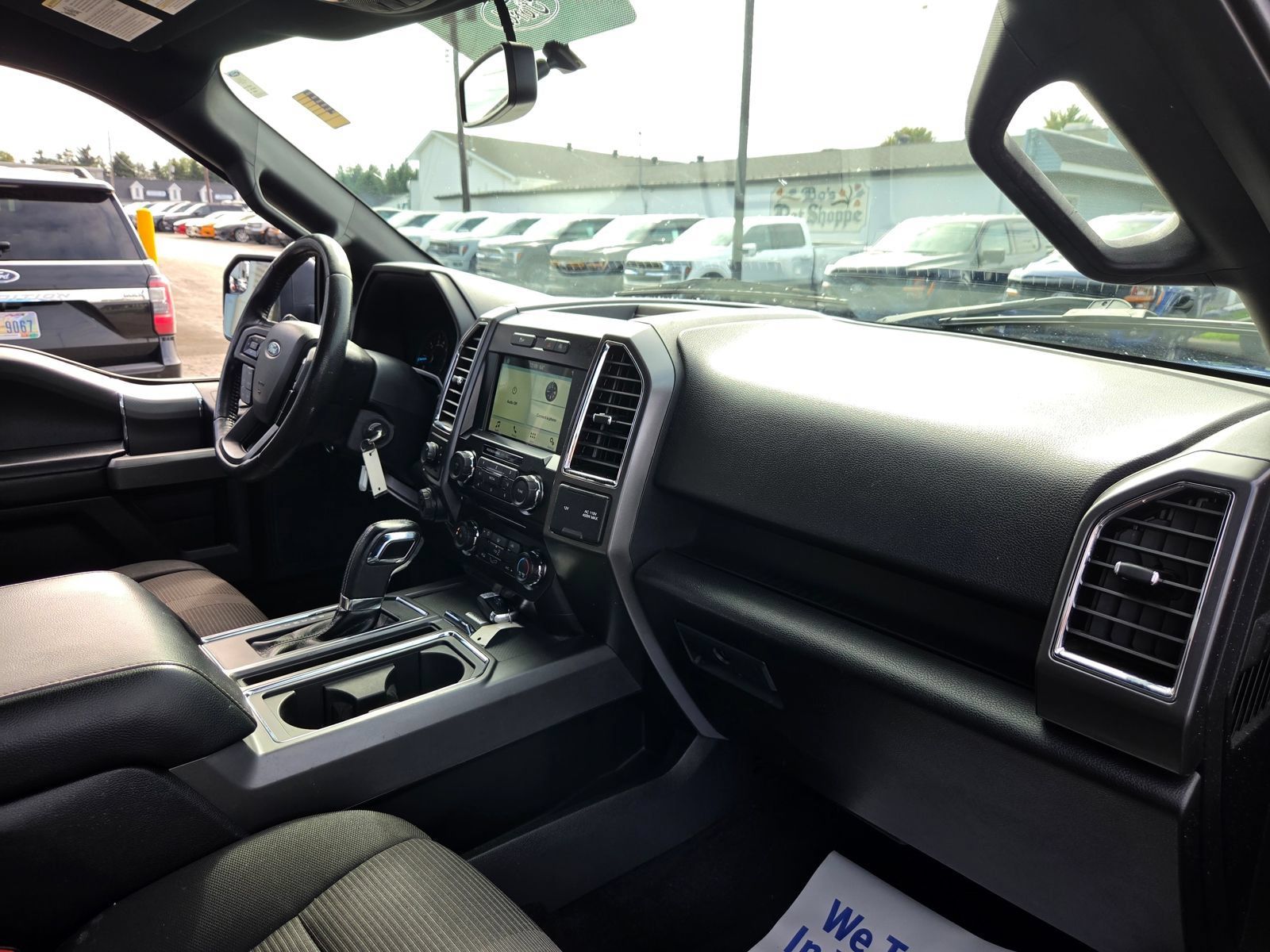 Used 2016 Ford F150 XLT w/ Equipment Group 301A Mid AWD/4WD image 37