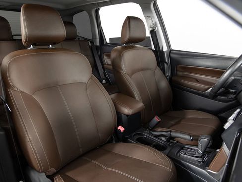 Used 2017 Subaru Forester 2.5i Touring image 29