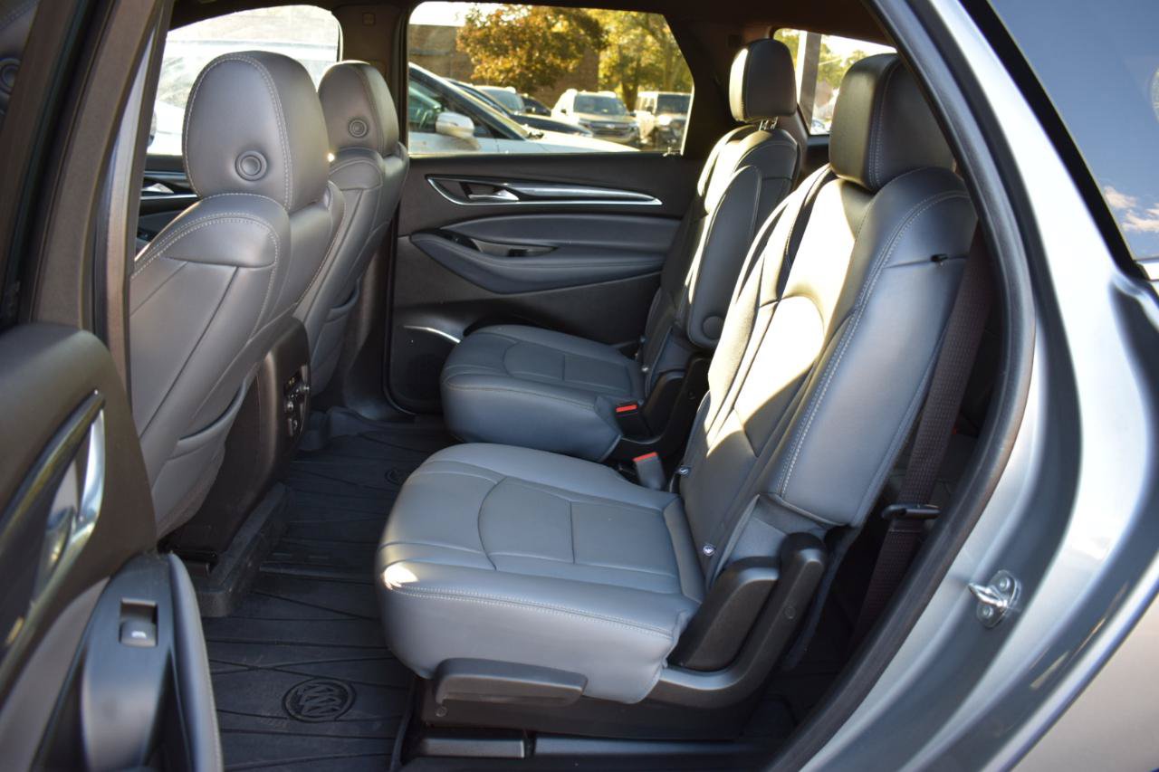 Used 2024 Buick Enclave Essence w/ Experience Buick Package FWD image 38