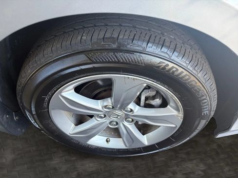 Used 2018 Honda Odyssey EX-L image 41