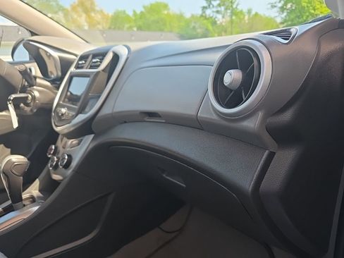 Used 2018 Chevrolet Sonic LT FWD image 22