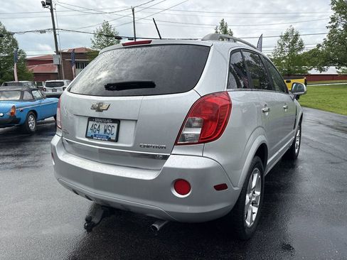 Used 2014 Chevrolet Captiva Sport LT FWD image 5
