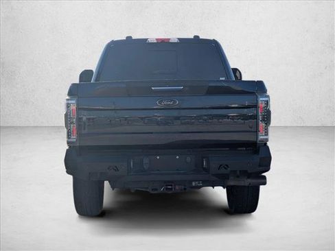 Used 2021 Ford F250 Lariat image 6