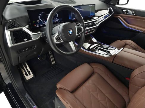 Used 2024 BMW X5 xDrive40i w/ M Sport Package AWD/4WD image 15