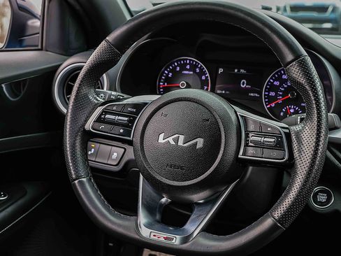 Certified 2023 Kia Forte GT-Line image 9