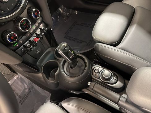 Used 2023 MINI Cooper S image 17
