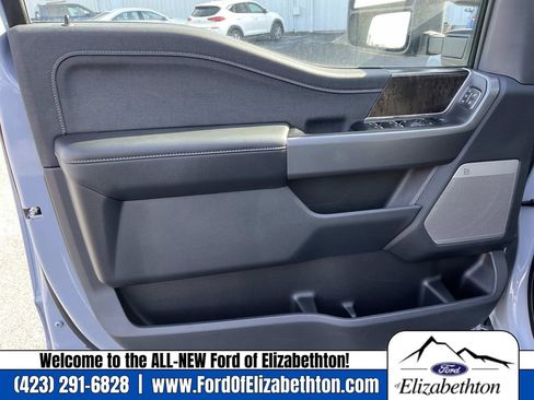 New 2025 Ford F350 Lariat w/ Lariat Ultimate Package image 19