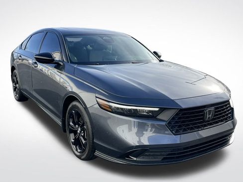 Certified 2025 Honda Accord SE image 8