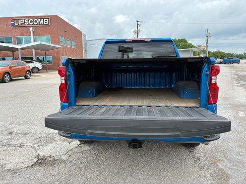 Used 2022 Chevrolet Silverado 1500 Custom image 9