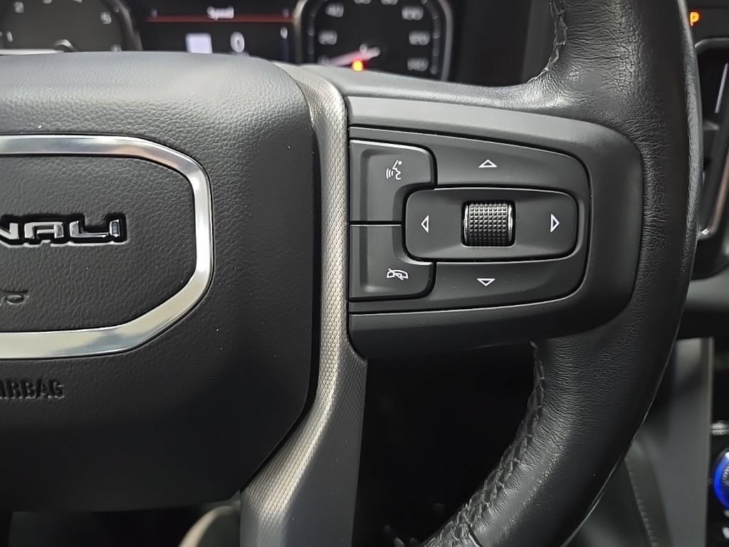 Used 2021 GMC Yukon Denali AWD/4WD image 21