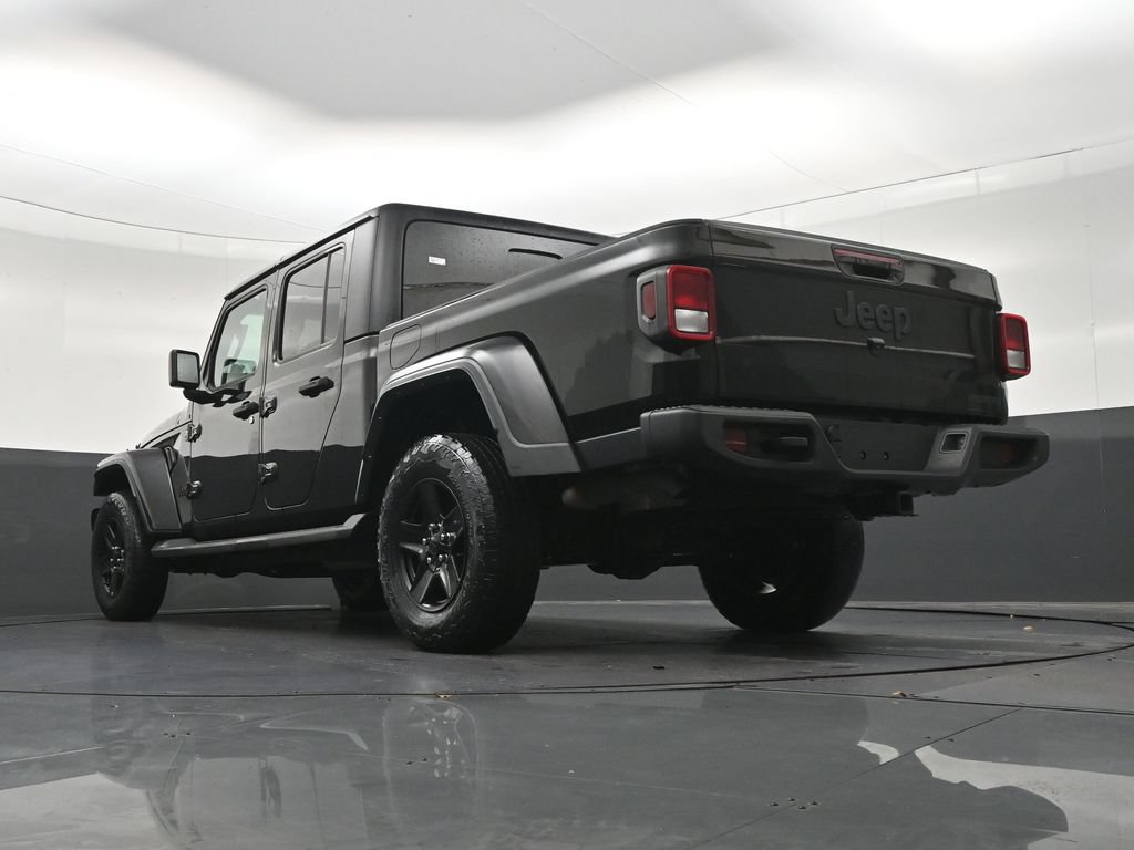 Used 2021 Jeep Gladiator Sport AWD/4WD image 29
