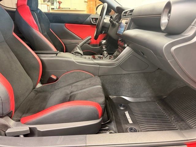 Used 2024 Toyota GR86 TRUENO Edition RWD image 22