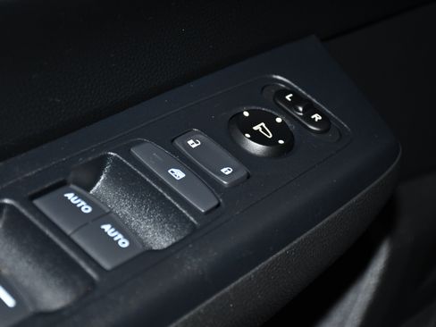 Certified 2024 Honda CR-V EX image 33