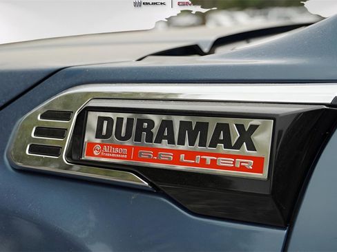 New 2026 GMC Sierra 2500 Denali w/ Denali Reserve Package image 9