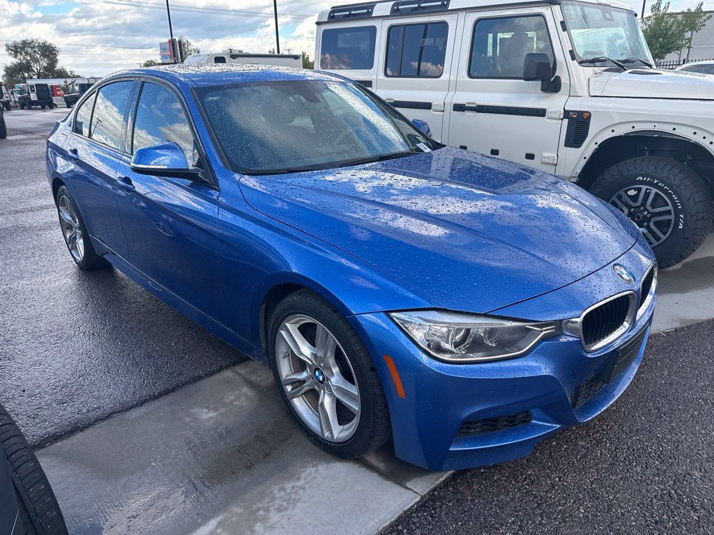 Used 2014 BMW 328i xDrive Sedan AWD/4WD image 3