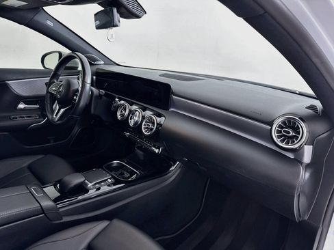 Used 2021 Mercedes-Benz A 220 image 30