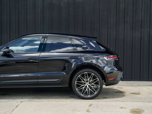 New 2025 Porsche Macan image 12