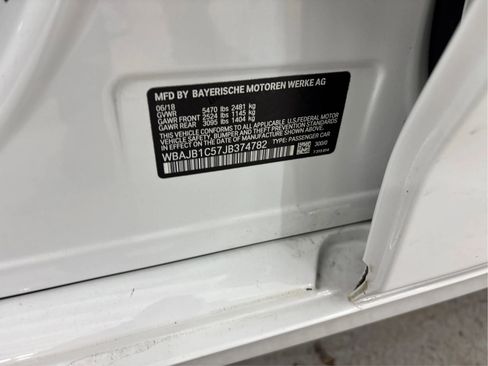 Used 2018 BMW 530e xDrive 530e xDrive iPerformance Sedan image 30