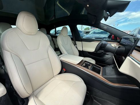 Used 2021 Tesla Model S Plaid AWD/4WD image 24