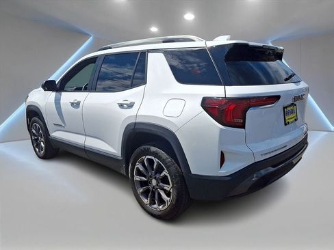 Used 2025 GMC Terrain Elevation w/ Elevation Premium Package AWD/4WD image 6