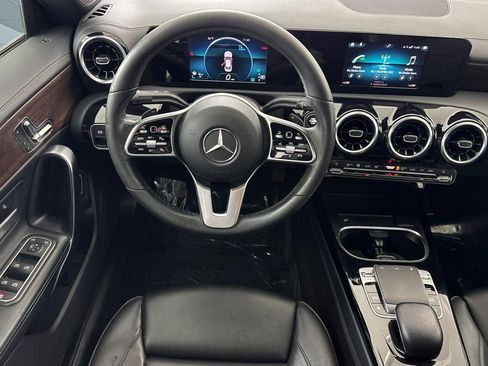 Used 2020 Mercedes-Benz CLA 250 image 28