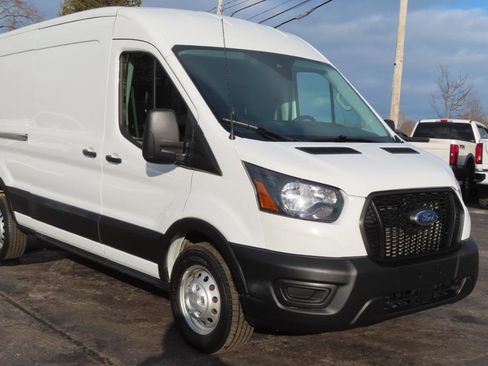 Used 2024 Ford Transit 250 148 Medium Roof Extended AWD image 19