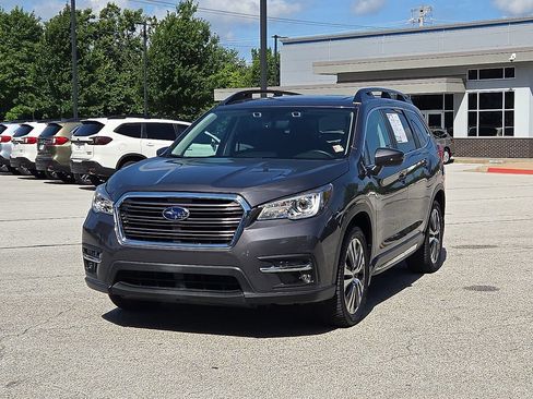 Used 2020 Subaru Ascent Limited w/ Technology Package AWD/4WD image 2