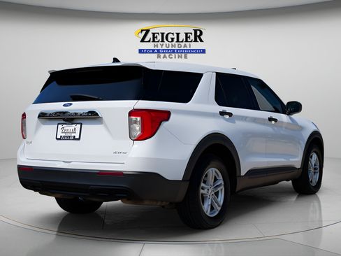 Used 2023 Ford Explorer 4WD image 7
