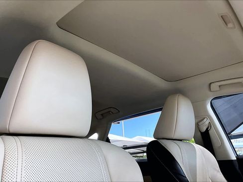 Used 2019 Lexus RX 350 w/ Navigation Package image 14