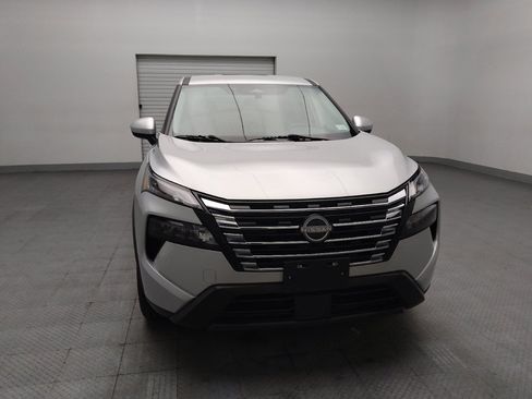 Used 2024 Nissan Rogue SV AWD/4WD image 14