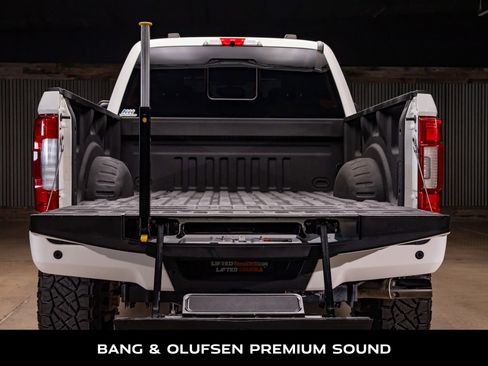 Used 2020 Ford F250 Platinum w/ FX4 Off-Road Package image 8