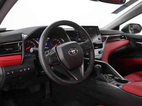 Used 2022 Toyota Camry XSE FWD image 22
