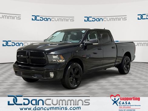 Used 2019 RAM 1500 Big Horn AWD/4WD image 1