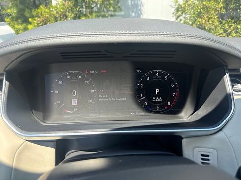 Used 2020 Land Rover Range Rover Sport HSE AWD/4WD image 2